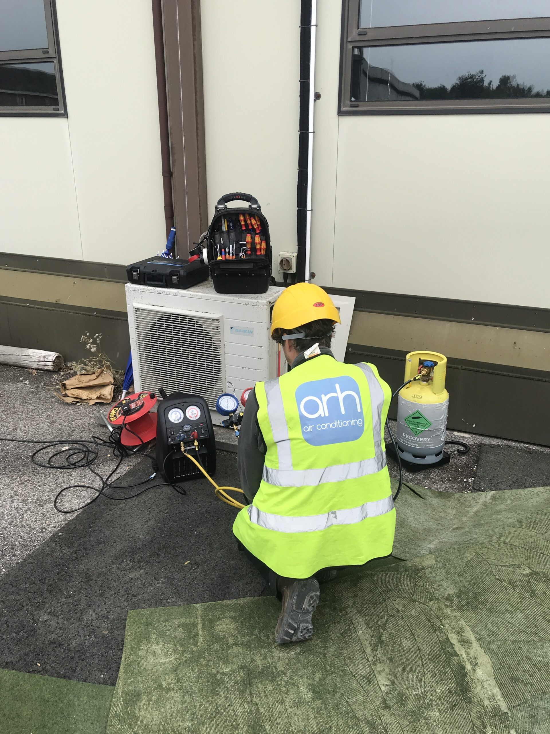Air Conditioning Service Repair man